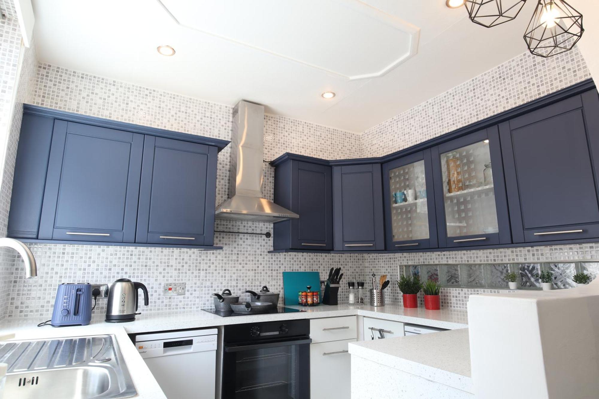 2-Bedroom, Free Parking, High Speed Wi-Fi, Swinton Manchester Ngoại thất bức ảnh